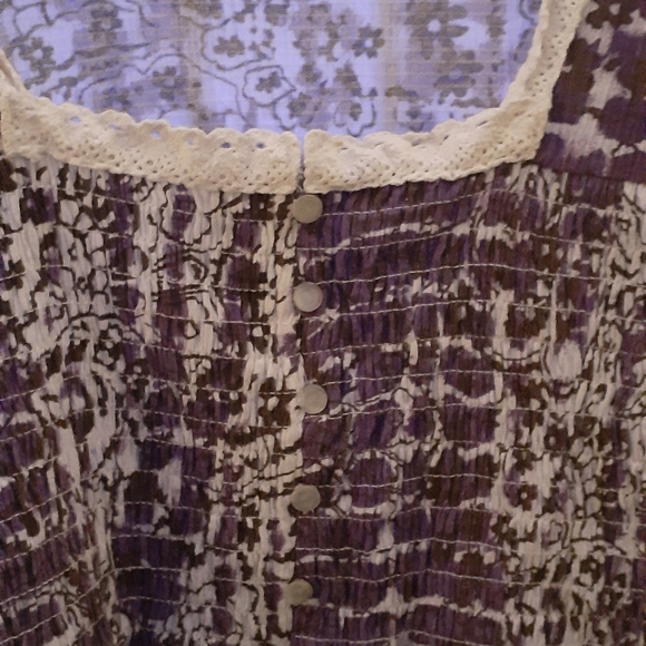 Women's Purple and White Boho Short Sleeve Babydoll Style Top size 18-20 - Picture 2 of 8